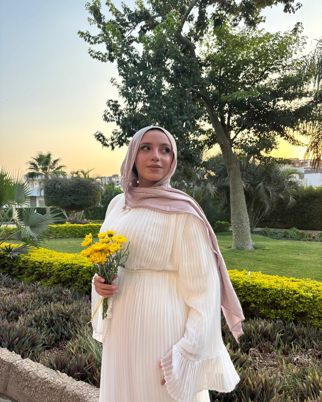 THE SERENE FLOW DRESS - OFFWHITE